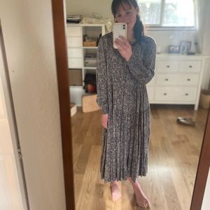 neuflora hood river dress size small EUC